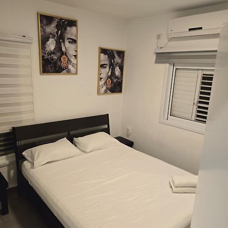 Gk Apartment Harmony Bat Yam Eksteriør bilde
