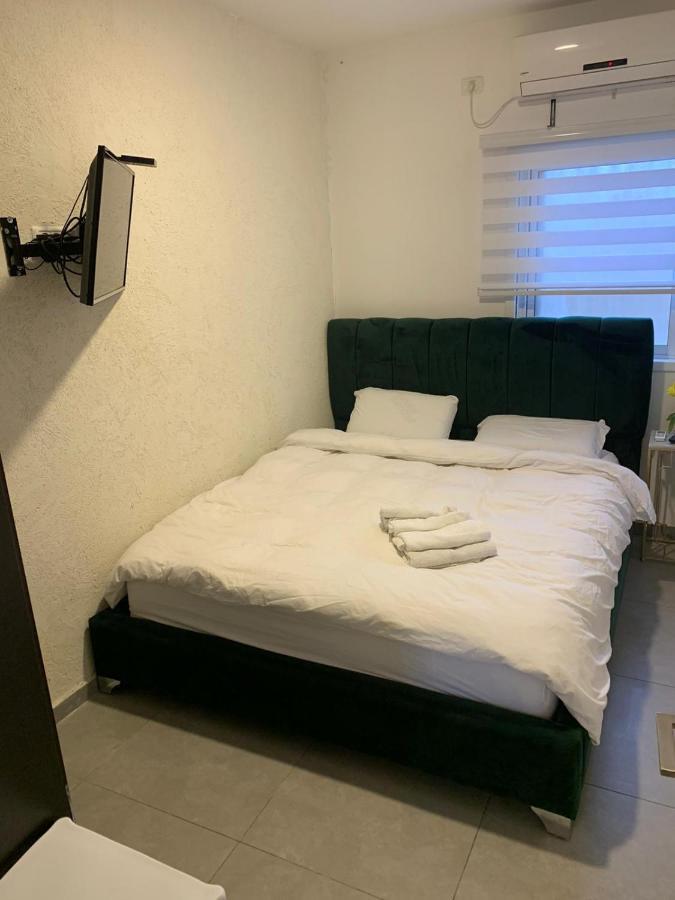 Gk Apartment Harmony Bat Yam Eksteriør bilde