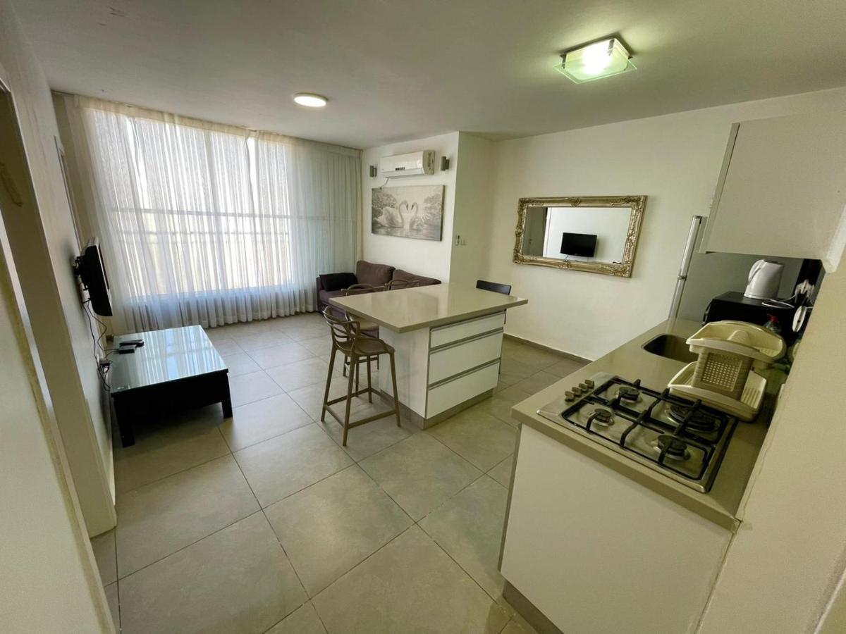 Gk Apartment Harmony Bat Yam Eksteriør bilde