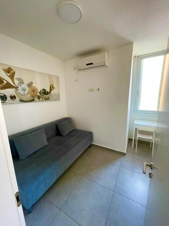 Gk Apartment Harmony Bat Yam Eksteriør bilde