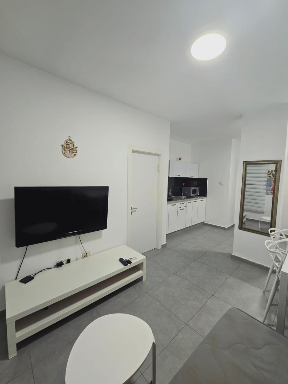 Gk Apartment Harmony Bat Yam Eksteriør bilde